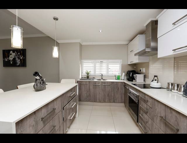 4 BEDROOM DUPLEX FOR SALE IN IZINGA ESTATE